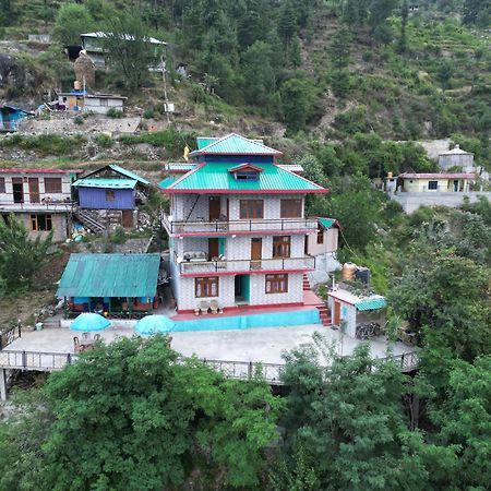 Snow View Homestay Sainj Exterior foto