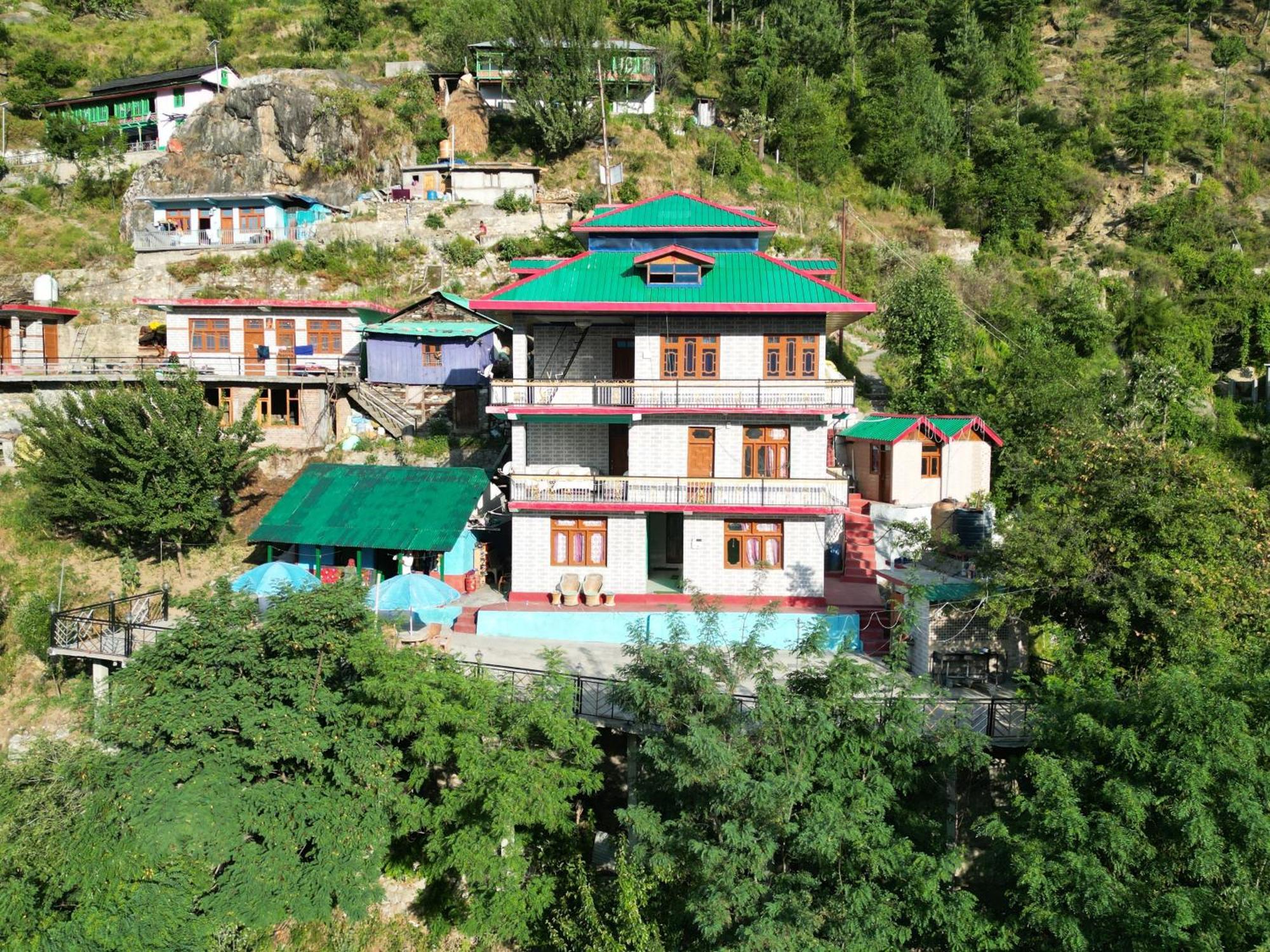 Snow View Homestay Sainj Exterior foto